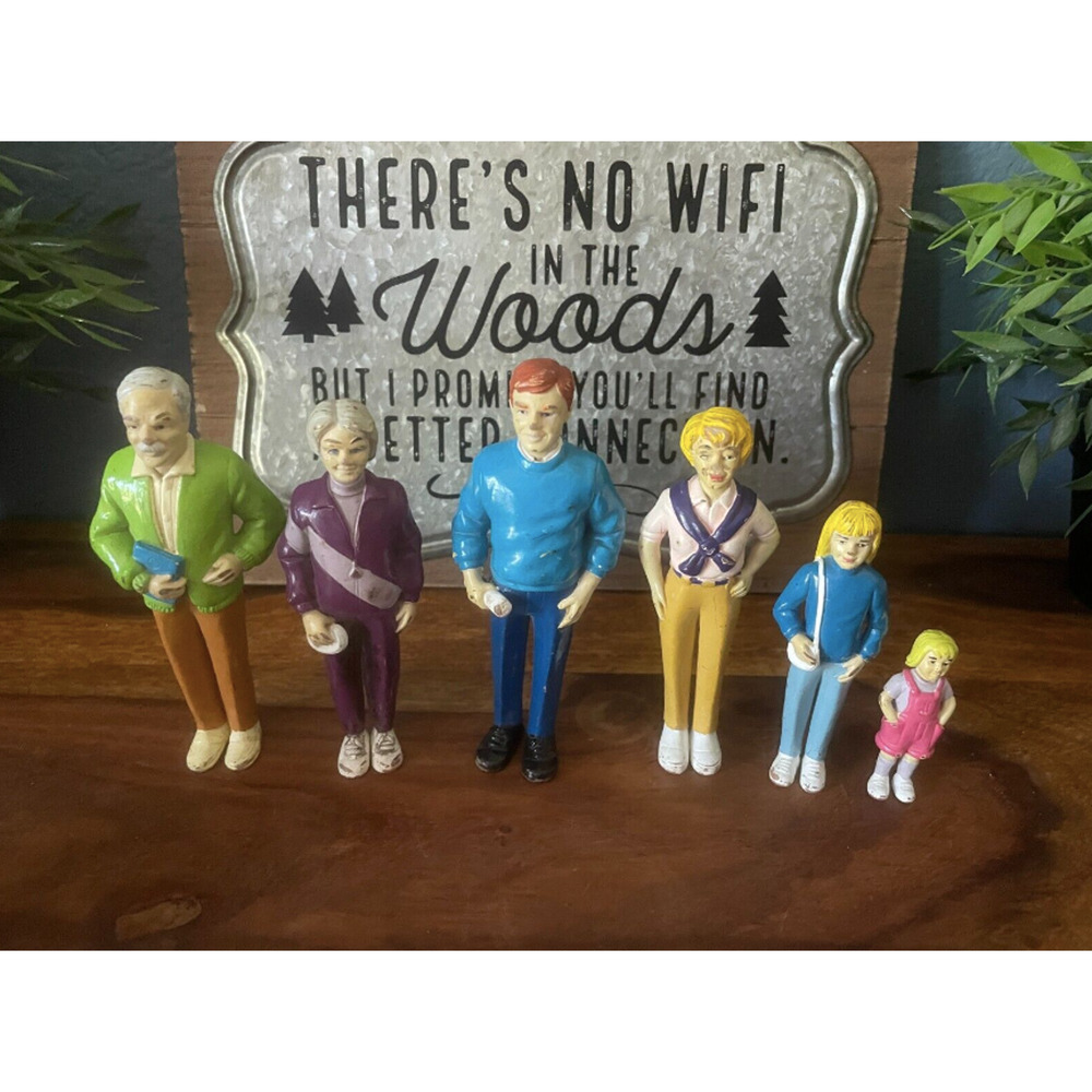 Creative Minds Pretend Play Families - Caucasian -‎ Well Loved